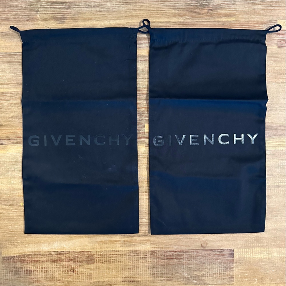 Givenchy Dust Bag Set